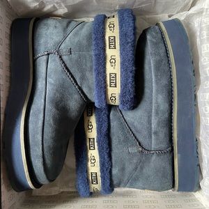 KITH x UGG Sz 7 Women’s Sheepskin Boots